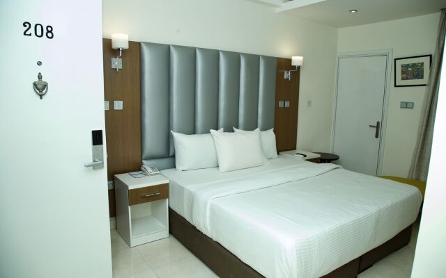Box Residence Hotel & Apartment