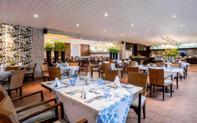 Pullman Phuket Karon Beach Resort ex. Hilton Phuket Arcadia Resort