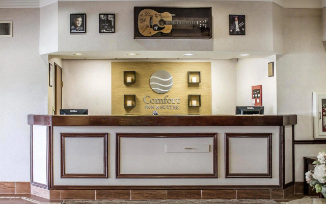 Comfort Inn & Suites Streetsboro - Kent
