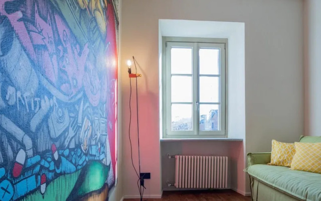 Graffiti Apartment by Wonderful Italy