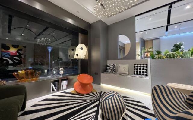 Sushi Light Luxury Hotel (Shanghai Xinzhuang Business District)