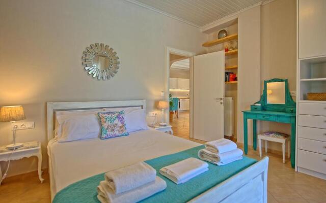 Beach Villa Joanna by MediterraneanVillas