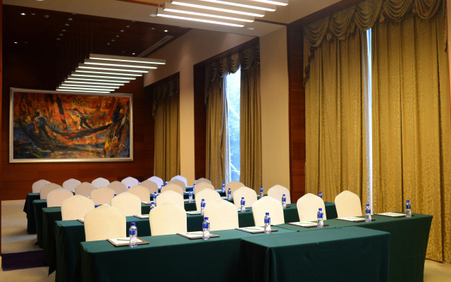 Holiday Inn Shanghai Pudong Nanpu by IHG