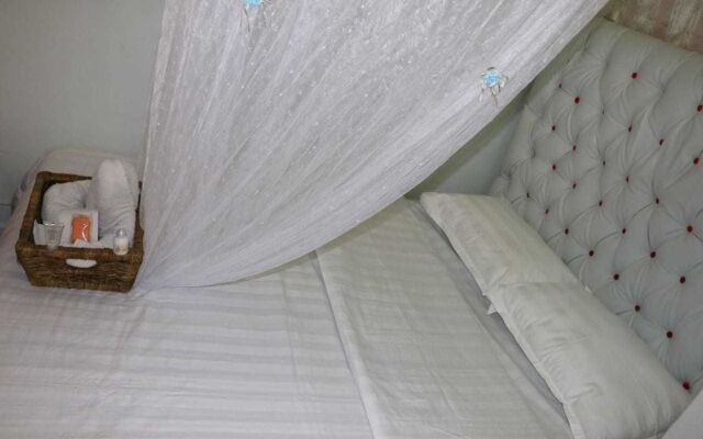 Sundown Hotels And Apartments Millimani