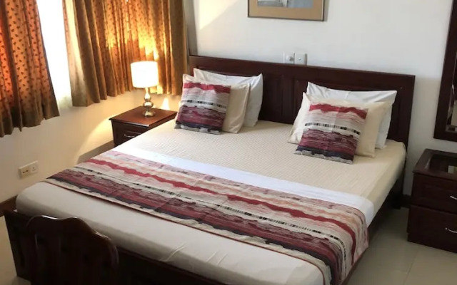 Hedges Court Residencies Town Hall-2 Room 3 Bed Apartment