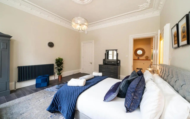 Cordis Apartment