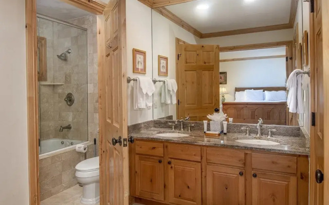 Coldstream Townhome 19