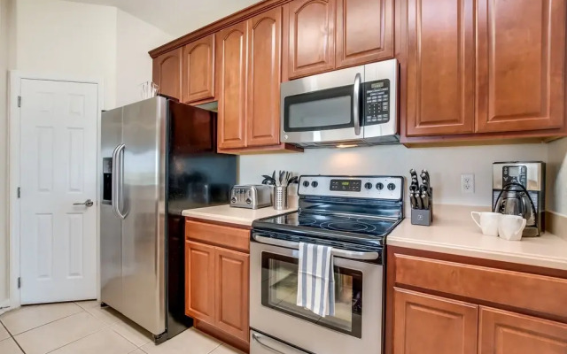 Cozy Condo W/private Balcony & Free Resort Access