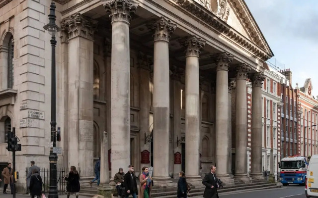 The Mayfair Muse - by Out of Office Lifestyle