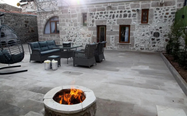 Villa Burhan Bey Konagi