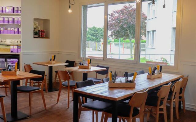 ibis Calais Car Ferry