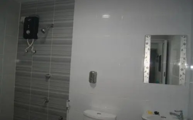 Hotel Shafura 2