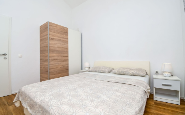 Apartments Mirjana
