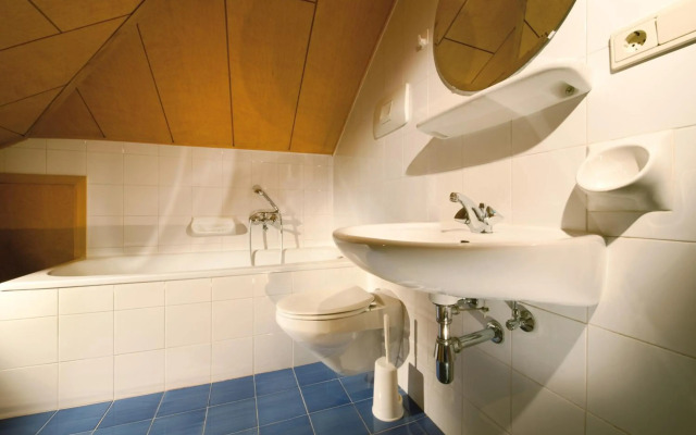 Adler Suite & Stube