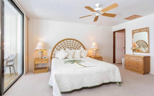 Kona Nalu Oceanfront Condo & More!