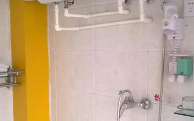 Guihuang Business Hotel