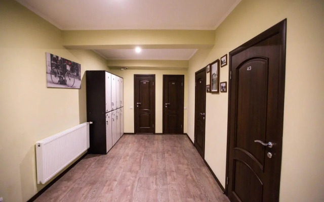 Avino Apart - Hostel