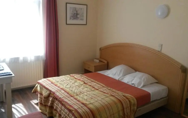 Ares City Center Hotel