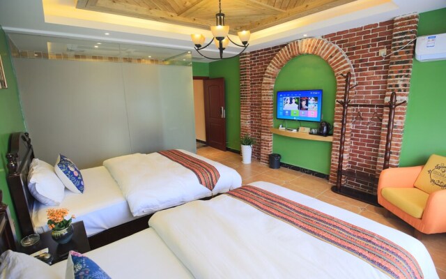 The Time On the Cloud Theme Inn