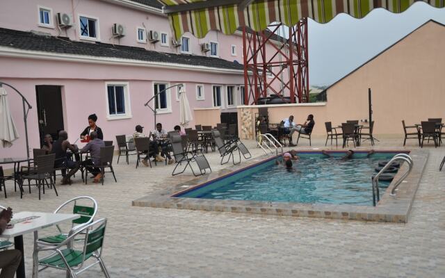 Grand Capital Hotel
