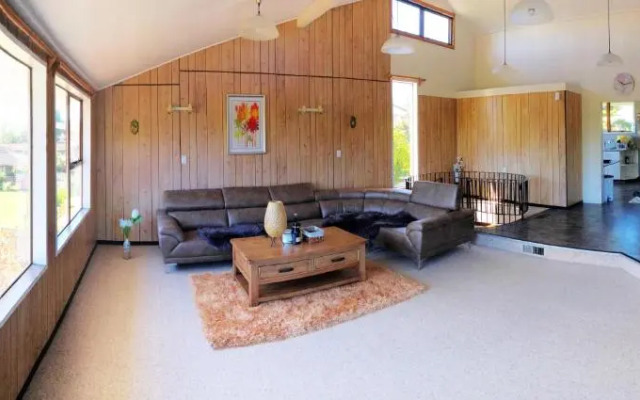 Sunny Home