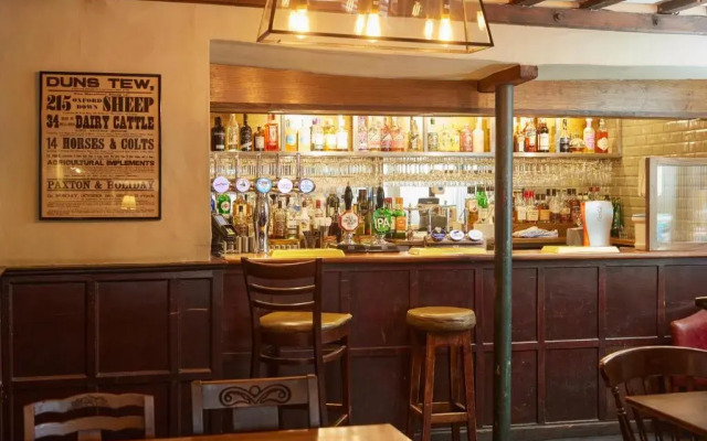 Red Lion Hotel Adderbury by Greene King Inns
