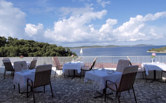 Hotel Sirena Hvar