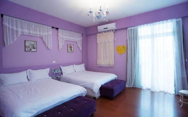 Rose Castle Hostel