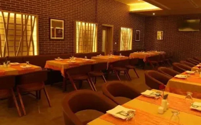 Victory Inn Park Residency