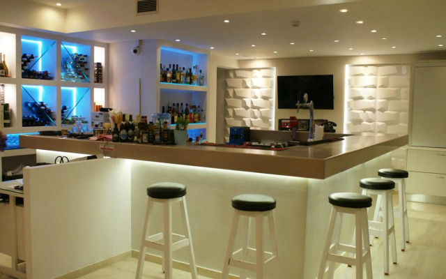Castro Hotel