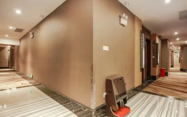 Guangzhou Jiulong Hotel (Qinglong South Street)