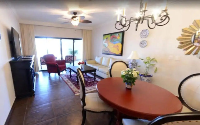 Enchanting Specious 2BR With Terrace - Cabo