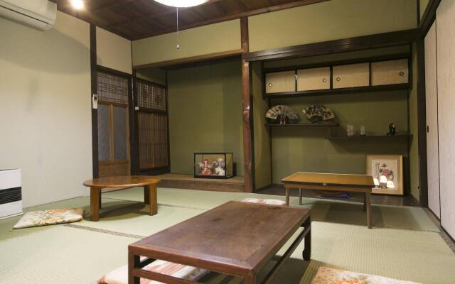 Guesthouse Tomari-ya Caters to Women