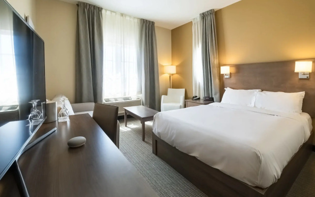 Imperia Hotel & Suites Terrebonne