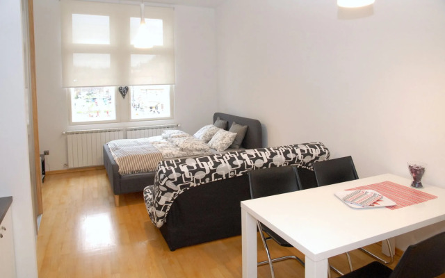 Apartment Nivia 1