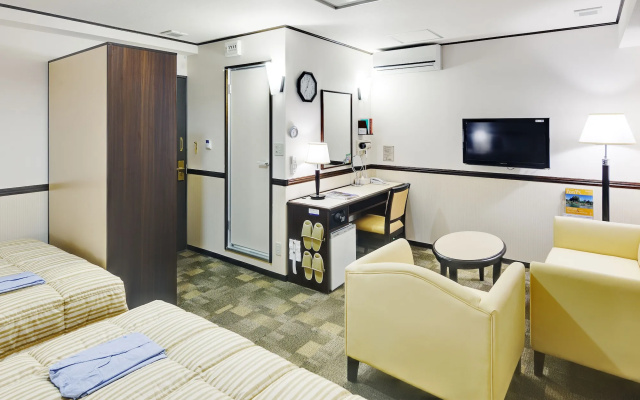 Toyoko Inn Okayama-eki Higashi-guchi – Guest Rooms – Okayama