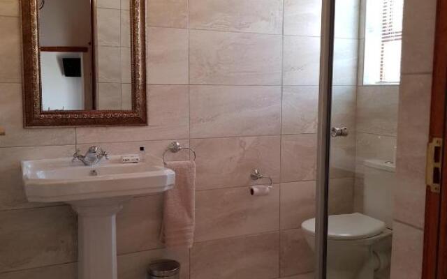 Uniondale Manor Guesthouse