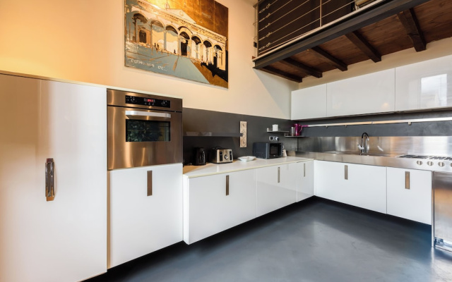 Rustic-Chic Loft by the Duomo