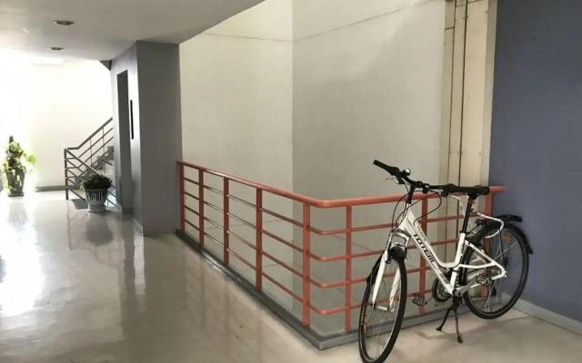 Somewhere to Escape - Hometel