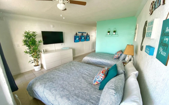 Pirates Cove Resort Studios