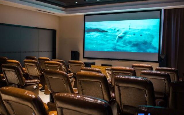 Yinji Huangdi Palace Yu Hot Spring Hotel (Animal Kingdom)