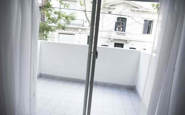 Suites & Studios 3