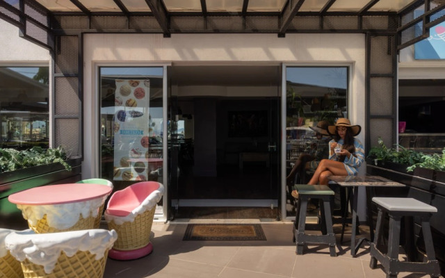 Marathon Beach Resort