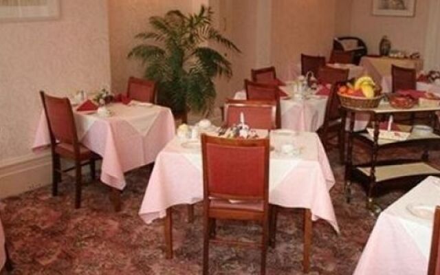 Chudleigh Hotel