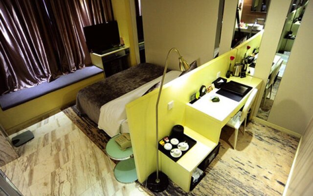 Lanting Fashionable Hotel