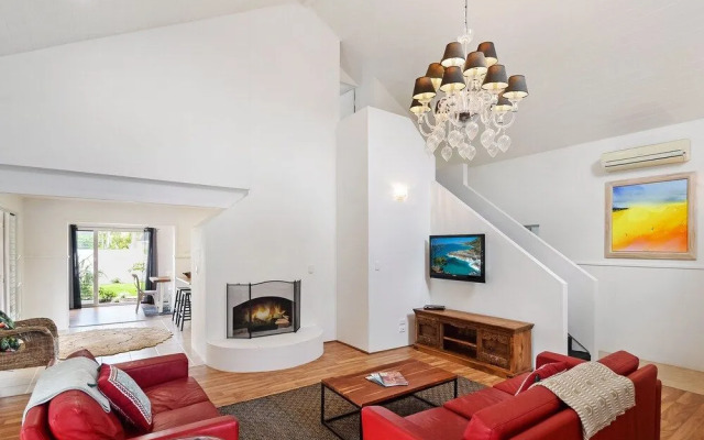 40 Wyuna Drive