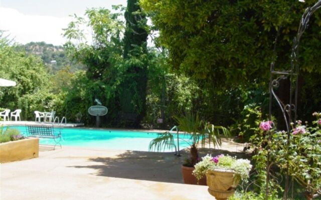 The Historic Hotel Leger