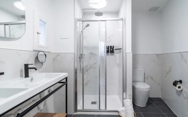 Limehome Porto Rua de Dom Manuel II