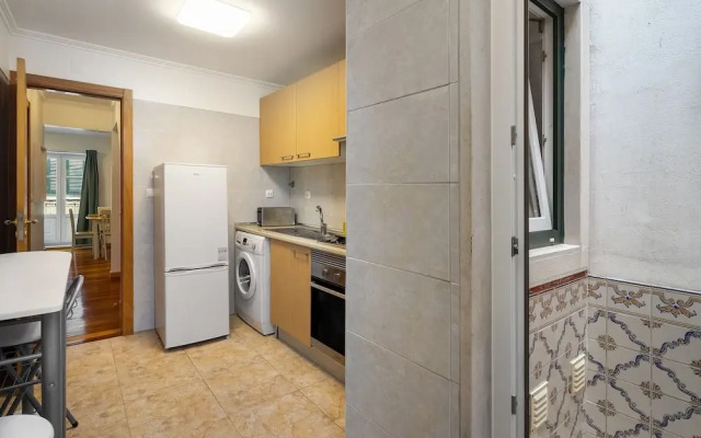Downtown 1-Br Great For Mid-Term Rentals