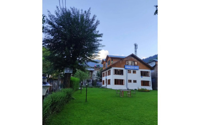 Zebrina Guest House